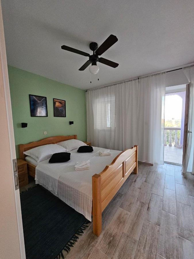 Apartman Lila Čunski Exteriér fotografie